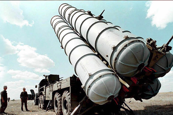 Rus  S-300 füzeleri İran yolunda