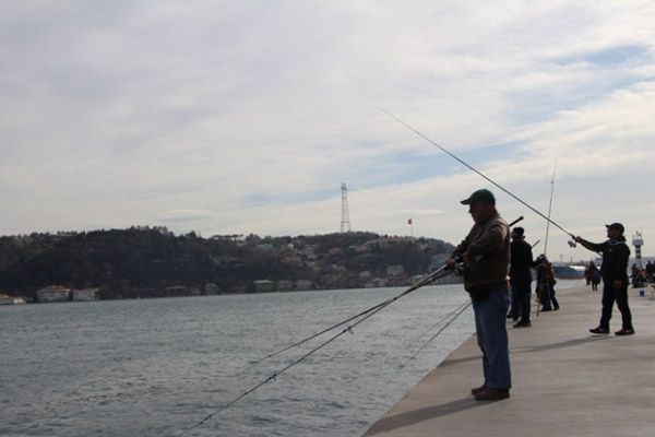 İstanbullular güneşli havanın tadını çıkardı