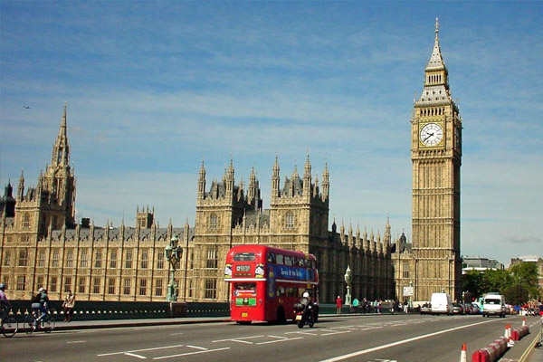 İngiltere 'İsrail ürünlerini boykotu' yasaklıyor