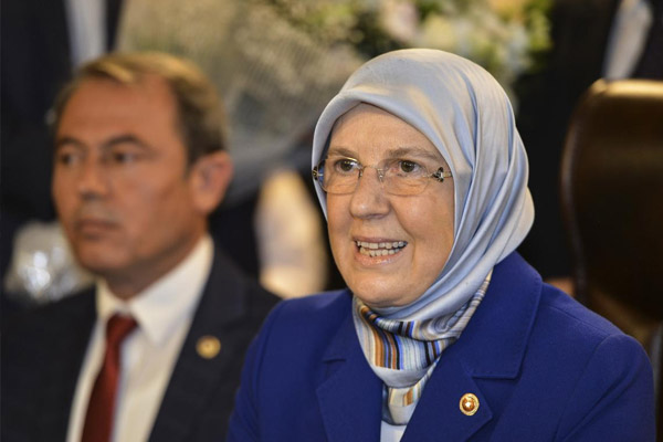 'Suriyeliler de 1300 lira maaş alacak'