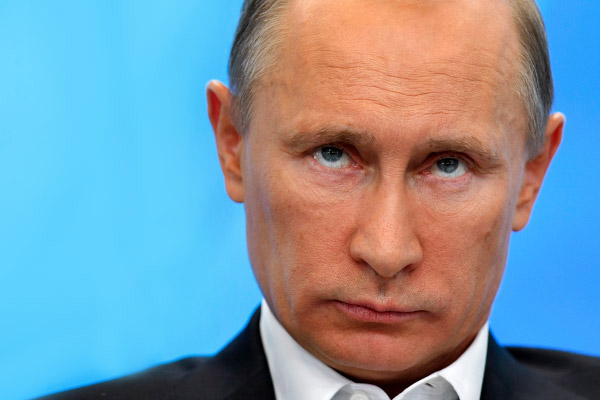 Putin İran Savunma Bakanı ile görüştü