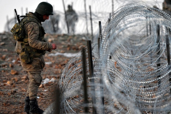 'Türkiye, Suriye'de güvenli hat istiyor'