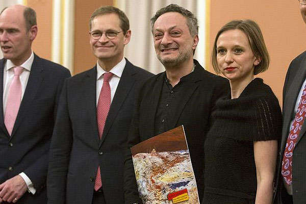 Türk yazara Avrupa'dan ödül