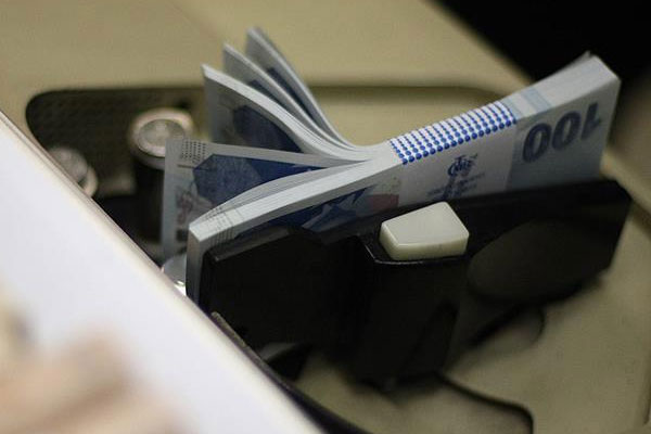 TL S.Arabistan'da ikinci sırada