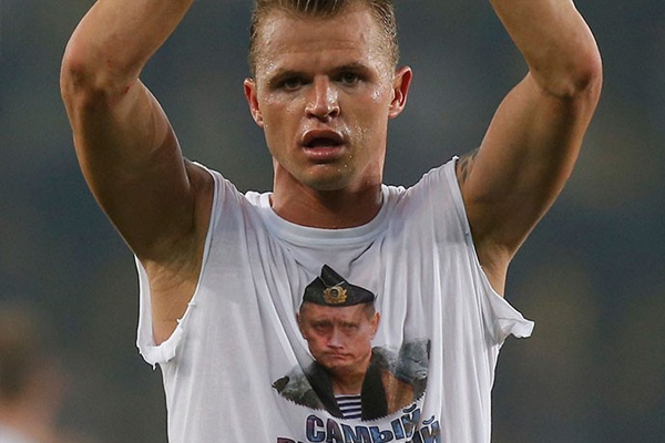 Putin tişörtüne 300 bin euro ceza