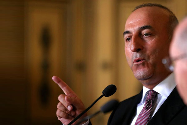Çavuşoğlu: Rusya savaş suçu işliyor