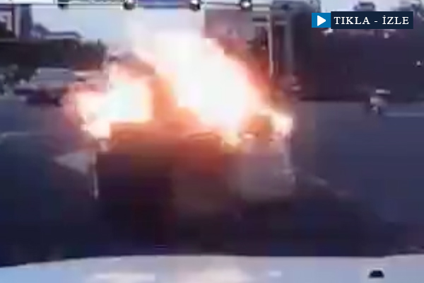 Bir anda alev alan motosiket