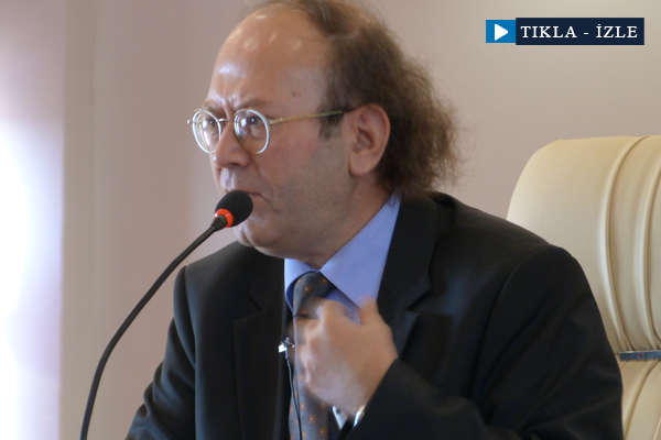 Yusuf Kaplan, Erdoğan ve Davutoğluna patladı