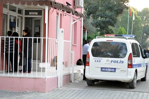 Kız öğrenci yurduna 'terör' operasyonu