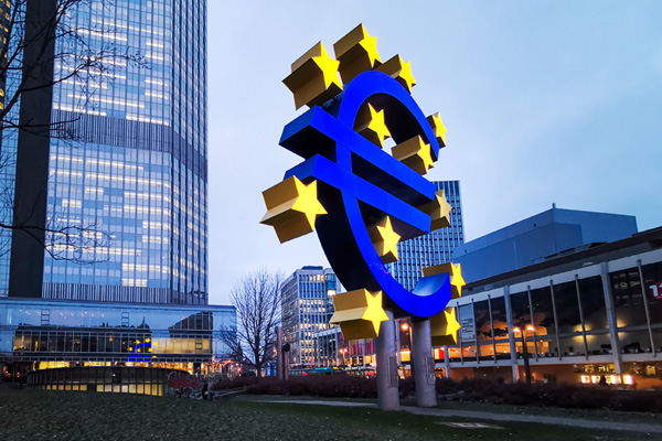 Avrupa Merkez Bankası'ndan faiz indirimi