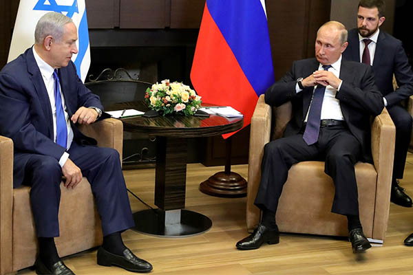 Putin, İsrail'in 'Holokost' davetini kabul etti!