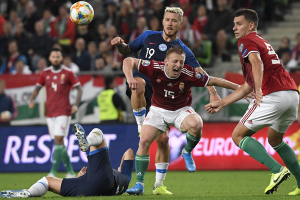 Milli maç diplomatik krize dönüştü: Macaristan ve Slovakya arasında ''yuhalama'' krizi