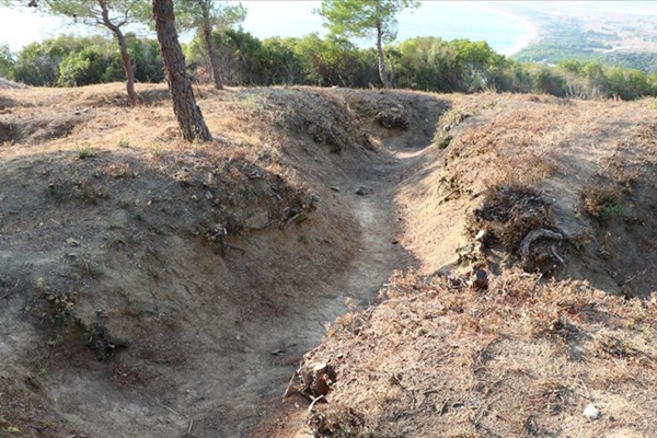 Çanakkale'de 104 yıllık siperler bulundu