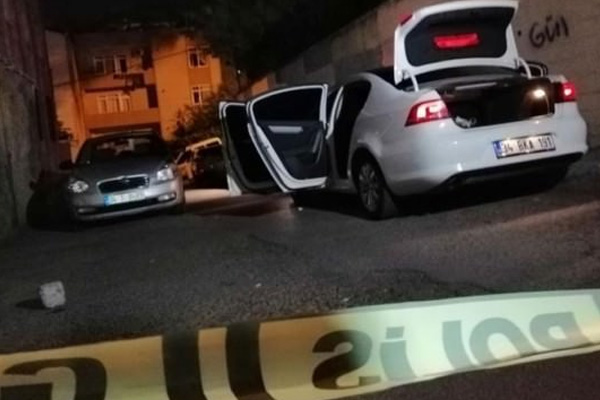 İstanbul'da polisle şüpheliler arasında çatışma