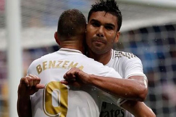 Real Madrid 3 puanı aldı