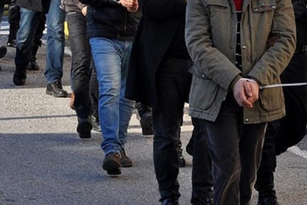 111 muvazzaf asker FETÖ kapsamında tutuklandı