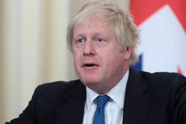 İngiltere Başbakanı Johnson, Katar Emiri Sani ile görüştü
