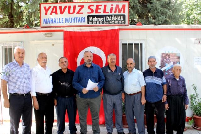 Adıyamanlı muhtarlardan HDP önündeki annelere destek