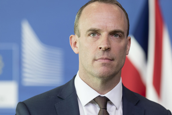 İngiltere'den Suriye Anayasa Komitesi'ne destek