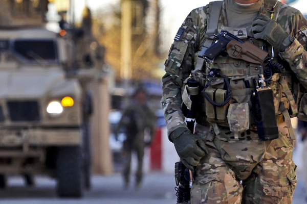 Afganistan'da NATO askerlerine silahlı saldırı