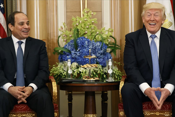 Trump, Sisi'yi teselli etti: Obama'ya bile gösteri yapıldı