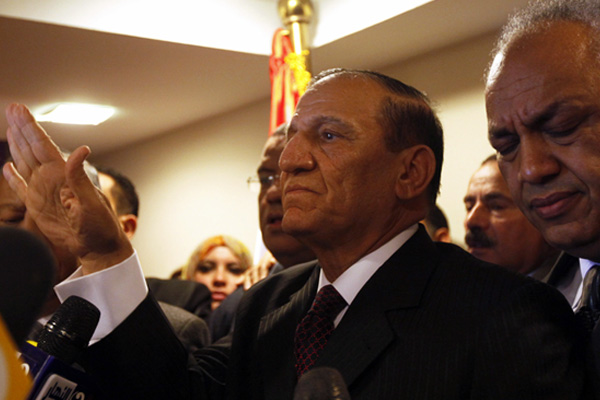 Sisi, ordu içerisindeki kliğe karşı harekete geçti: General Sami Anan'ın eski sözcüsü tutuklandı