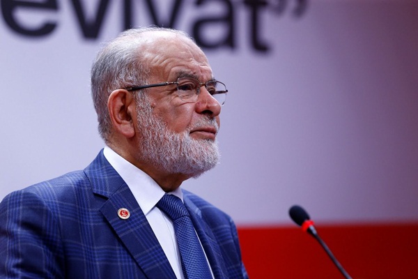 Karamollaoğlu'ndan Erdoğan'a destek
