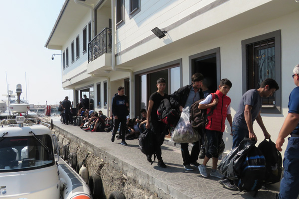 Çanakkale'de 213 düzensiz göçmen yakalandı