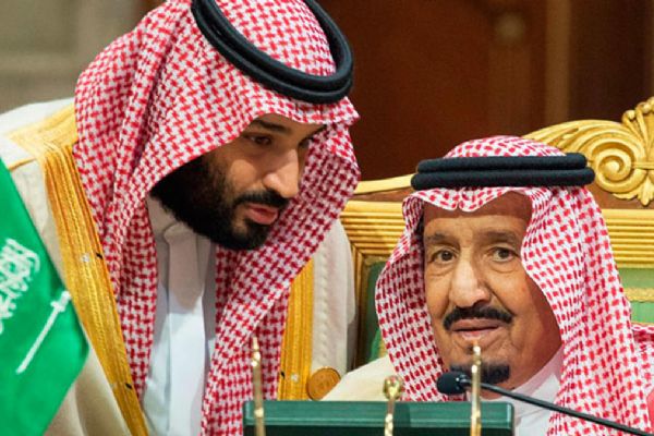 Selman’dan, sürpriz çarşaf kararı!