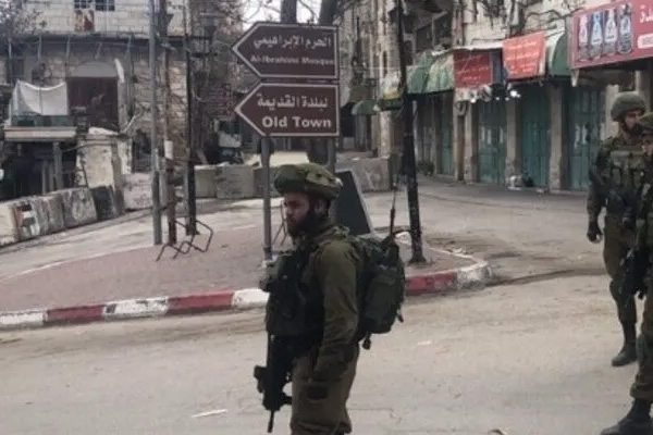 İsrail El-Halil'de 1500 dönüm araziye el koydu