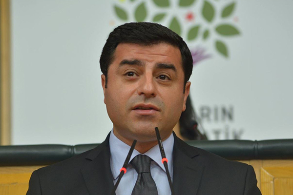 Almanya'dan Demirtaş'a 'siyasi cesaret' ödülü