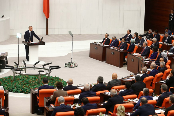 Erdoğan: Bir gece ansızın gelebiliriz