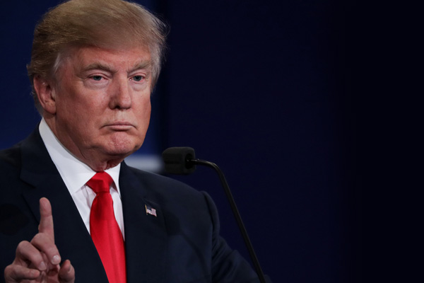 Trump'tan ''azil'' tepkisi: Bu bir darbe