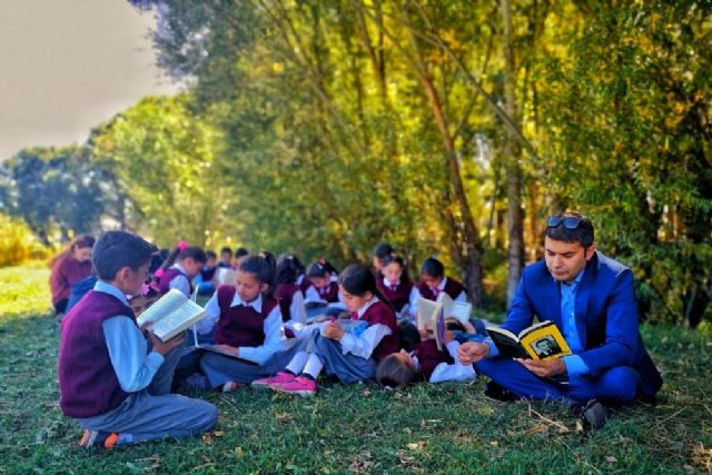 Ağrı'da Öğrenciler Kitap Okuyor, Fidanlar Hayat Buluyor