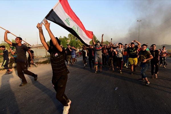 Bağdat'ta göstericilere müdahale