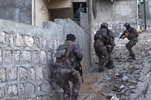 Şırnak'ta terör örgütü operasyonu: 14 gözaltı