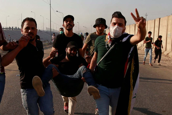 Irak hükümeti göstericilerin temsilcileriyle görüştü