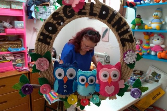 Atık malzemelere hayat veriyor