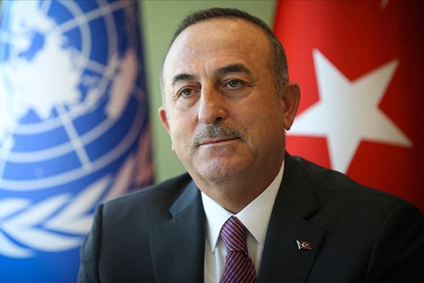 Çavuşoğlu: YPG, DEAŞ'lıları elinde silah olarak tutuyor