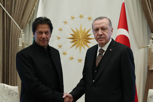 İmran Han'dan Erdoğan'a destek telefonu