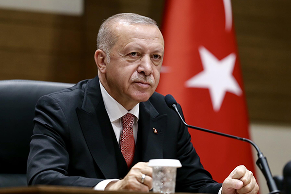 Cumhurbaşkanı Erdoğan'dan, milli takıma tebrik