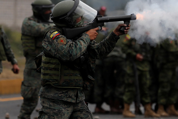 Ekvador'da sular durulmuyor: Devlet Başkanı'ndan göstericilere çağrı