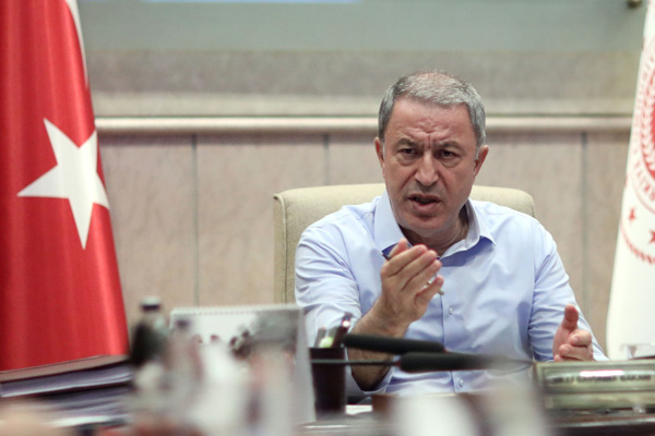 Bakan Akar'dan ''harekat'' açıklaması: Mücadelemiz sadece YPG ile değil