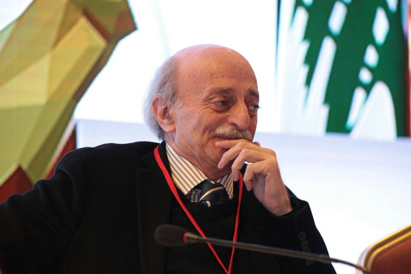 Lübnan'da hükümete istifa teklifi