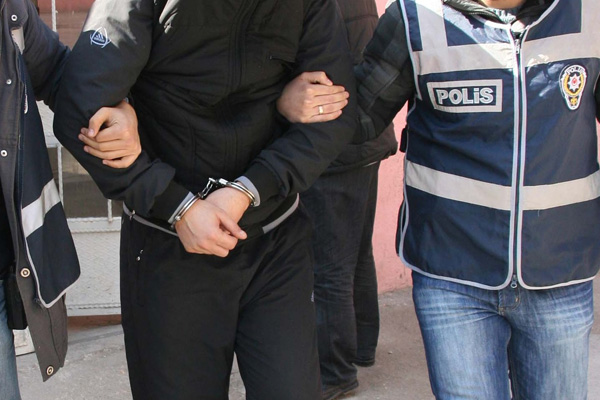 FETÖ'nün emniyet yapılanmasına operasyon