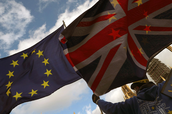 İngiltere'de kritik gün: Brexit anlaşması oylanacak