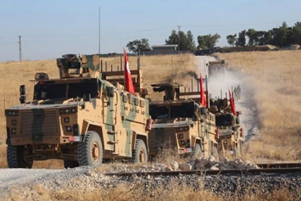 Dev askeri zırhlılar karanlıkta görünmez oluyor