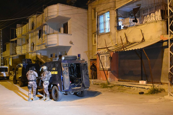 Adana'da IŞİD operasyonu