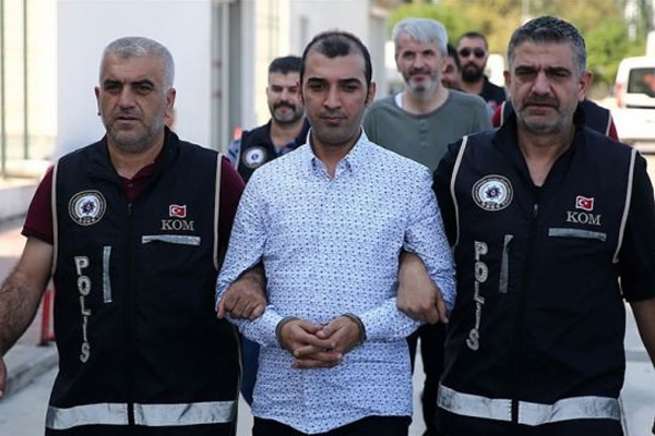 FETÖ'nün Türkiye finans sorumlusu yakalandı