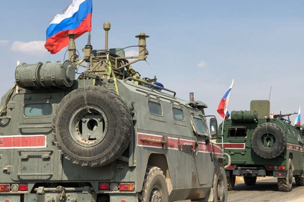 Rus zırhlı araçlar Suriye'de